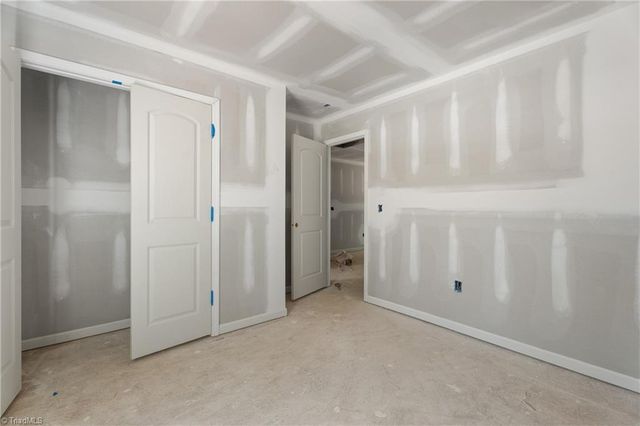 113 Barlow Circle, Winston-salem, NC 27105