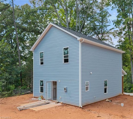 113 Barlow Circle, Winston-salem, NC 27105