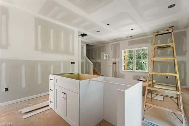 113 Barlow Circle, Winston-salem, NC 27105