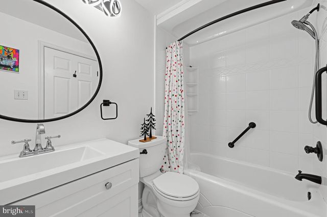 6615 COUGAR CT, Waldorf, MD 20603