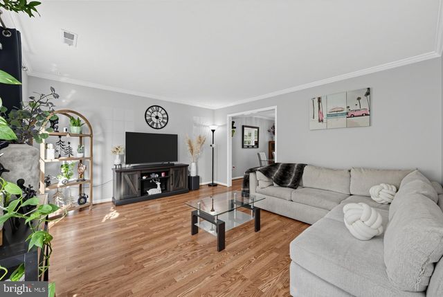 6615 COUGAR CT, Waldorf, MD 20603