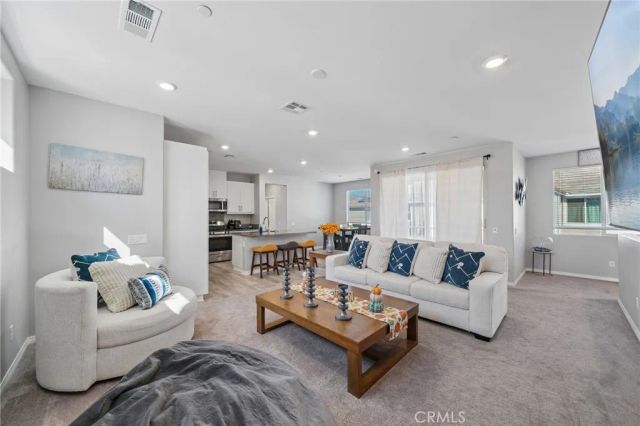 5254 Wildflower, Fontana, CA 92336