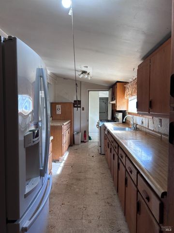 1005 Poplar Rd, Vacaville, CA 95687