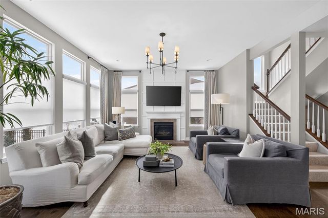 904 Colebrook Court, Lake St Louis, MO 63367