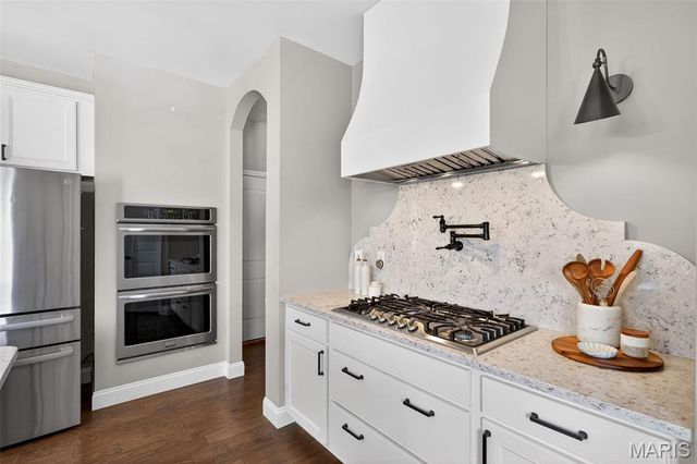 904 Colebrook Court, Lake St Louis, MO 63367