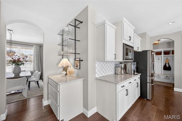 904 Colebrook Court, Lake St Louis, MO 63367