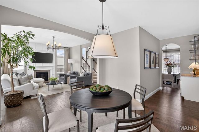 904 Colebrook Court, Lake St Louis, MO 63367