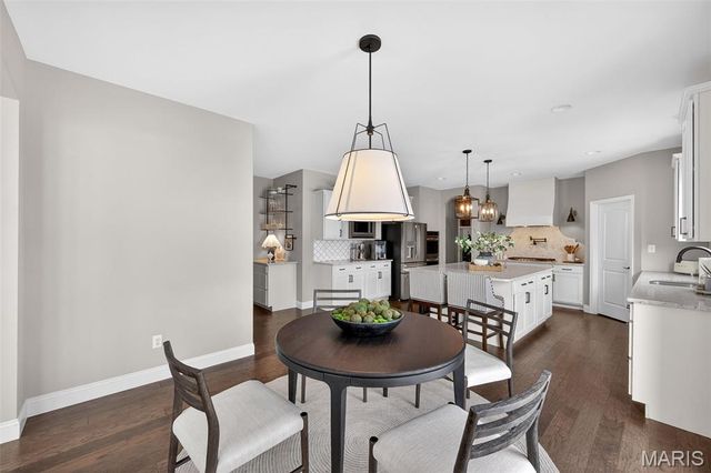 904 Colebrook Court, Lake St Louis, MO 63367