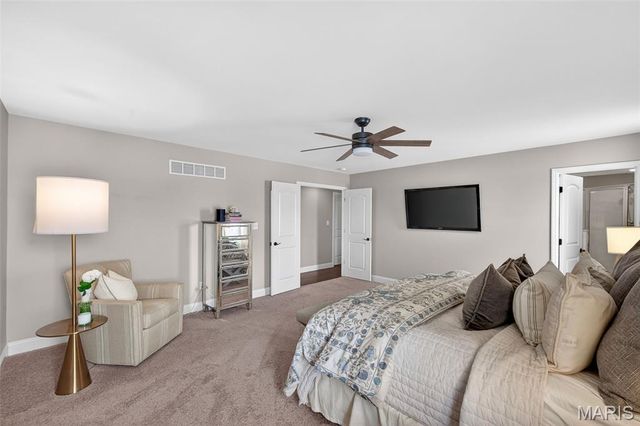 904 Colebrook Court, Lake St Louis, MO 63367