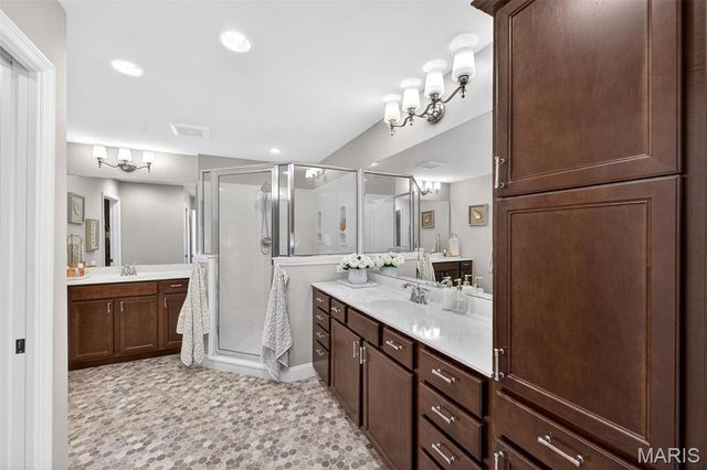 904 Colebrook Court, Lake St Louis, MO 63367