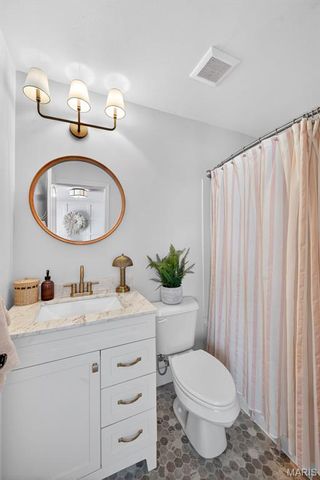 904 Colebrook Court, Lake St Louis, MO 63367