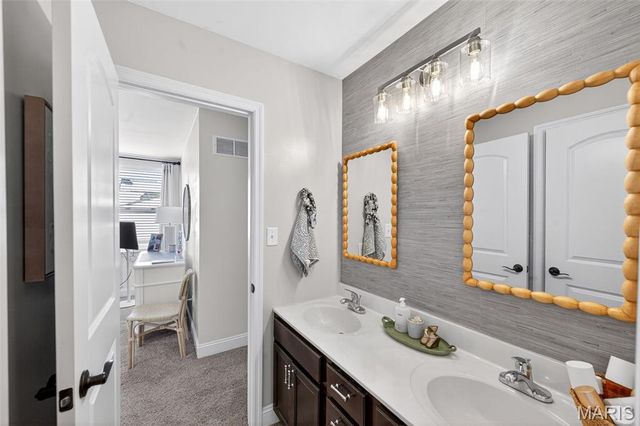 904 Colebrook Court, Lake St Louis, MO 63367