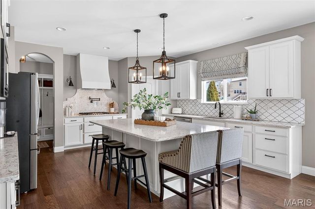 904 Colebrook Court, Lake St Louis, MO 63367