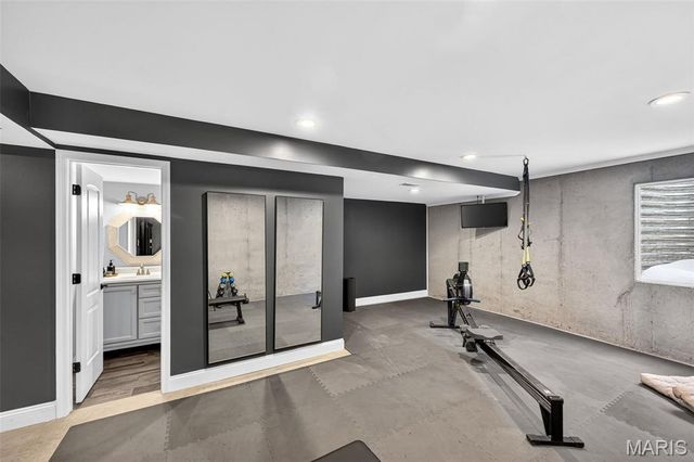 904 Colebrook Court, Lake St Louis, MO 63367