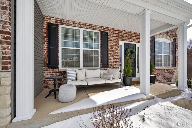 904 Colebrook Court, Lake St Louis, MO 63367