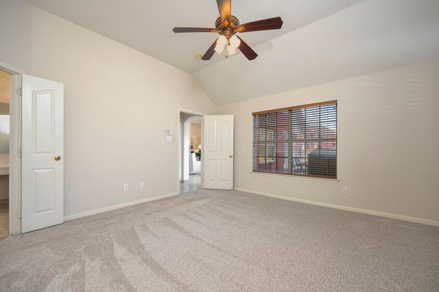 7928 Parkwood Plaza Drive, Fort Worth, TX 76137