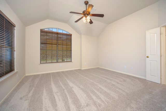 7928 Parkwood Plaza Drive, Fort Worth, TX 76137