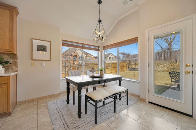 7928 Parkwood Plaza Drive, Fort Worth, TX 76137