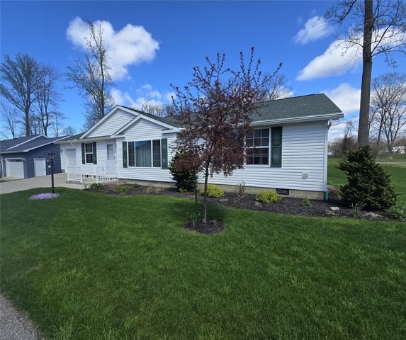 5461 CHAMPAGNE Court, Girard, PA 16417