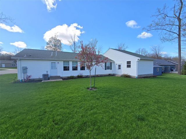 5461 CHAMPAGNE Court, Girard, PA 16417