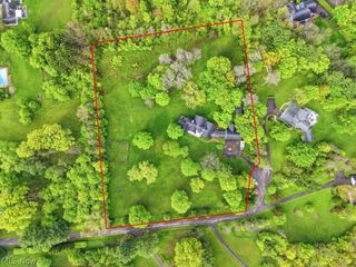 7151 Cabot Lane, Chagrin Falls, OH 44022
