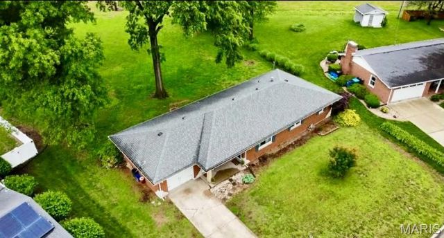 20 Oaklawn Drive, Granite City, IL 62040