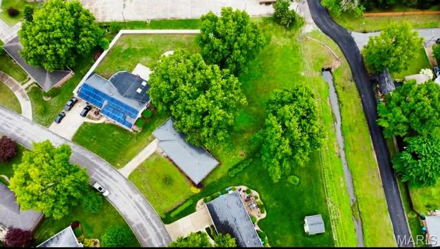 20 Oaklawn Drive, Granite City, IL 62040