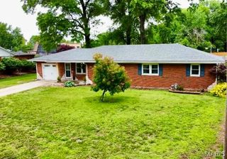 20 Oaklawn Drive, Granite City, IL 62040