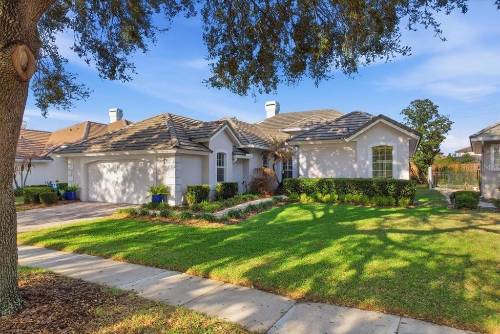 Image 1 of property listing at 10926 WOODCHASE CIRCLE, Orlando, FL 32836