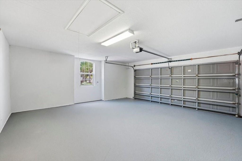 Image 34 of property listing at 10926 WOODCHASE CIRCLE, Orlando, FL 32836