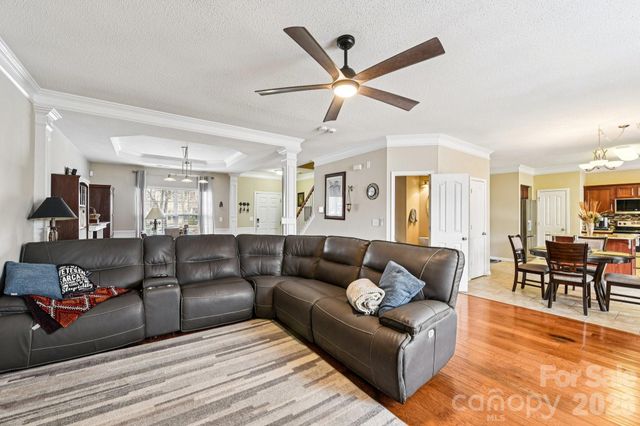 16343 Hayfield Road, Charlotte, NC 28213