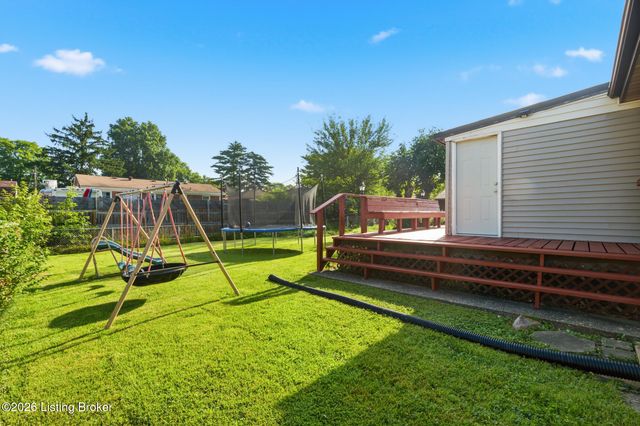 6207 Perma Dr, Louisville, KY 40218