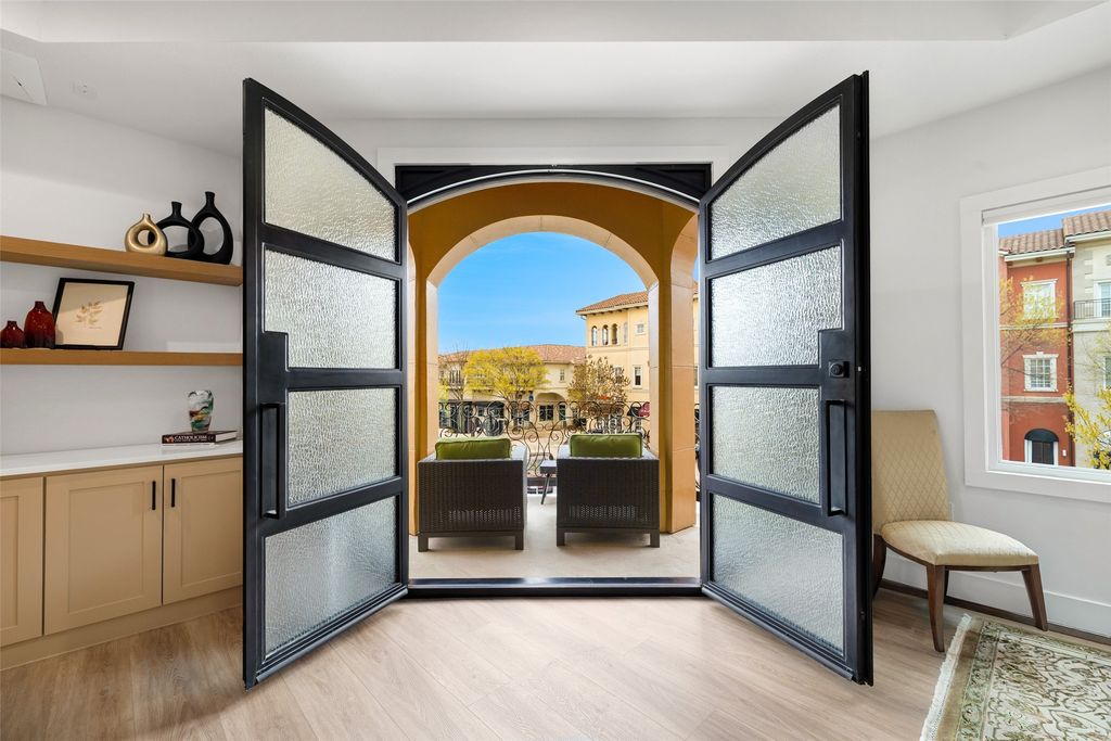62 Main Street 200, Colleyville, TX 76034