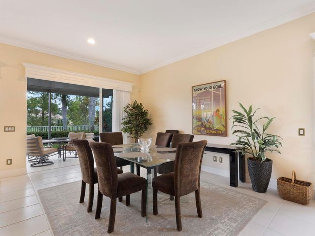 8292 Dominica Place, Wellington, FL 33414