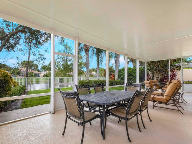 8292 Dominica Place, Wellington, FL 33414