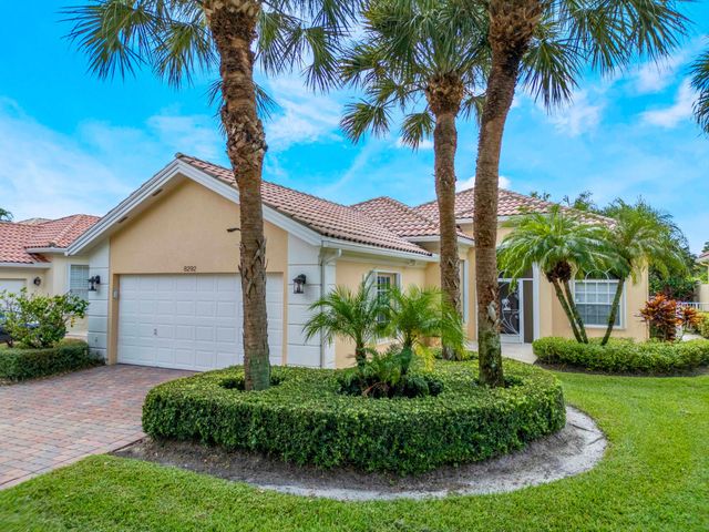 8292 Dominica Place, Wellington, FL 33414