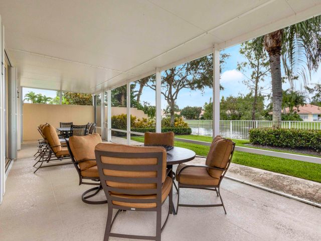 8292 Dominica Place, Wellington, FL 33414