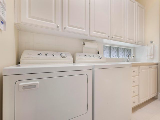 8292 Dominica Place, Wellington, FL 33414