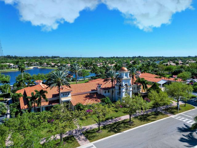 8292 Dominica Place, Wellington, FL 33414