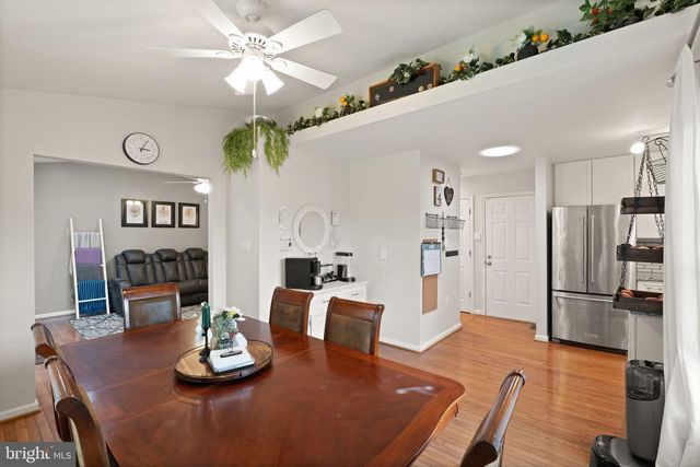 126 FOX CHASE DR, Front Royal, VA 22630