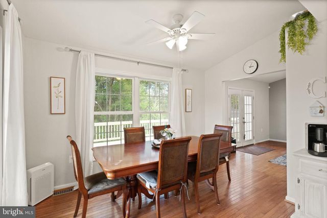 126 FOX CHASE DR, Front Royal, VA 22630