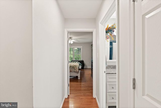 126 FOX CHASE DR, Front Royal, VA 22630