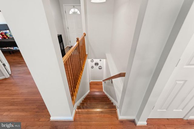 126 FOX CHASE DR, Front Royal, VA 22630