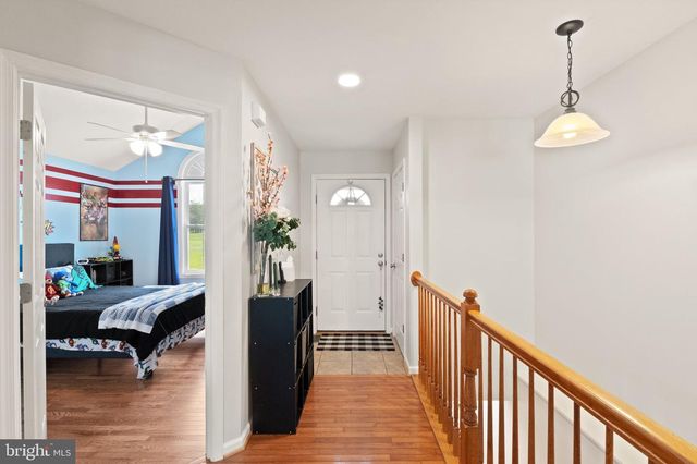 126 FOX CHASE DR, Front Royal, VA 22630