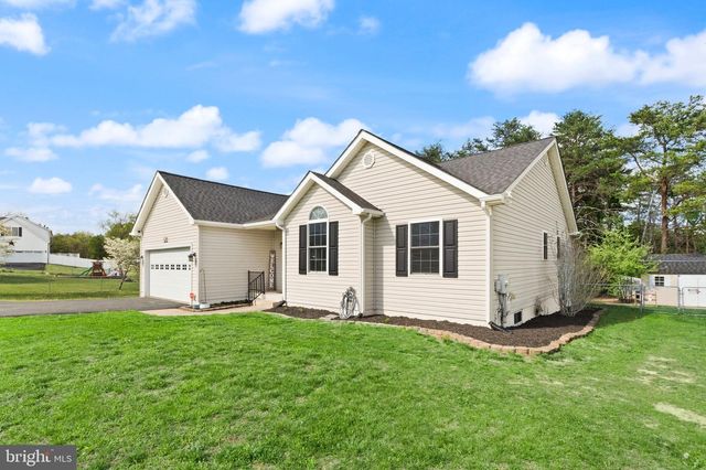 126 FOX CHASE DR, Front Royal, VA 22630