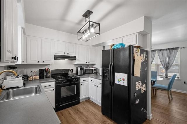 124 Pleasant Ridge Rd, Stowe Twp, PA 15136