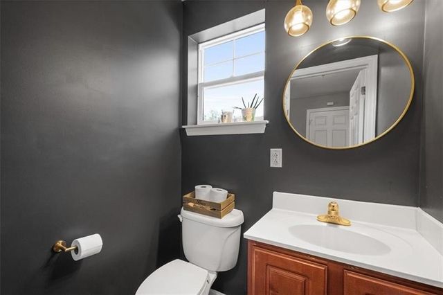 124 Pleasant Ridge Rd, Stowe Twp, PA 15136