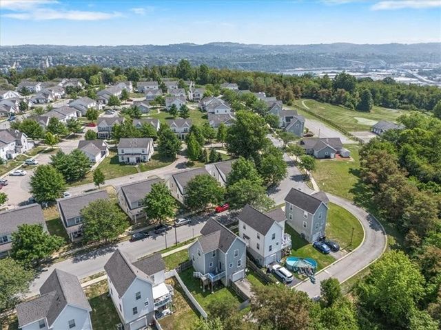 124 Pleasant Ridge Rd, Stowe Twp, PA 15136