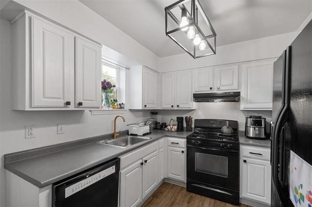 124 Pleasant Ridge Rd, Stowe Twp, PA 15136