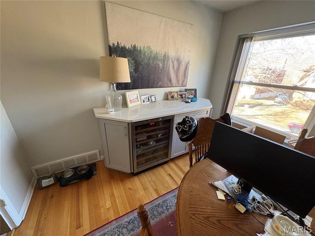 7274 Dartmouth Avenue, St Louis, MO 63130